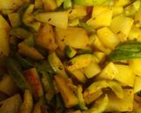 परवल आलू की सब्जी (Parwal aloo ki sabzi recipe in hindi) रेसिपी चरण 2 फोटो