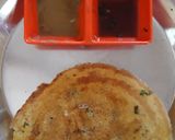हरी मिर्च अदरक और हरे धनिया से भरा मूंग दाल चीला रेसिपी चरण 4 फोटो