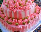 Foto langkah ke 8 dari resep Sponge bob B day cake.
