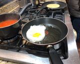 Foto del paso 2 de la receta: Huevos Sorpresa en la cueva a la Sonorense