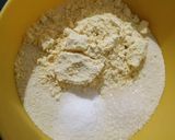 A picture of step 1 of Carrot and lauki muffins.