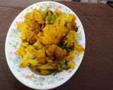 A picture of step 3 of Cauliflower fry without potato, no garlic no onion.