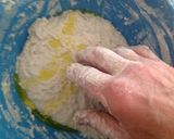 Foto del passaggio 2 della ricetta Pinsa romana