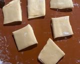 Foto langkah ke 3 dari resep Bolen Tanpa Oven.