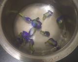 A picture of step 1 of Butterfly pea flowers tea.