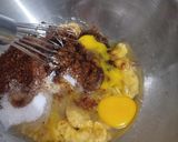 Foto langkah ke 2 dari resep Muffin Banana Cokelat Cheese.