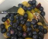 Blueberry plum with yogurt - 2 min Breakfast