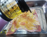 Foto del paso 2 de la receta: Secreto Ibérico a la miel y mostaza al horno