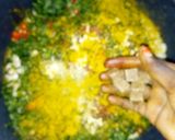 A picture of step 1 of Dambun cous cous.