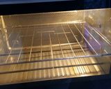 A picture of step 4 of Crispy Crouton.