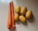 A picture of step 1 of Chinese-Style Spicy Cold Vegetable Salad.