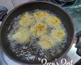 A picture of step 4 of Split Green Gram Masala Vadas.