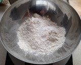 Magyaros házi pizza, ahogy a férjem szereti recept fázis 1 fotója