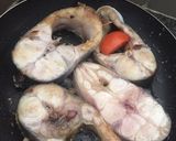 Hình bước làm 1 của món Canh chua măng cá hú