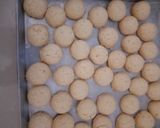 Foto langkah ke 3 dari resep Kue kering kelapa.