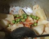 A picture of step 2 of Aalu matar tamatar ki sabji.