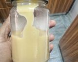 A picture of step 2 of Donut glaze or filling.