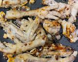 Foto langkah ke 5 dari resep Ayam kuah mentega.