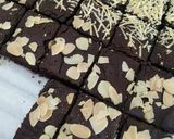 Foto langkah ke 4 dari resep Fudgy brownies kurang shiny crust no mixer.