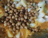 आलू चने और पूरी (Aloo chane aur puri recipe in hindi) रेसिपी चरण 7 फोटो