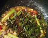 Foto langkah ke 3 dari resep Ayam Goreng Kunyit Pedas.