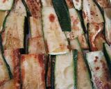 A picture of step 1 of Piadina zucchine e salmone.