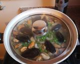 Foto del paso 7 de la receta: Entrada de Sashimi con plato de fondo Salmón, Paella y Puerros