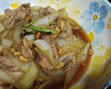 Hình bước làm 2 của món Cơm nhà với các món từ cá cơm và đậu rồng