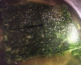 Foto del paso 1 de la receta: Espinacas esparragadas con huevo🍃🥚🥖