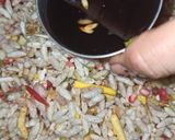 A picture of step 5 of Bombay Bhel Puri.