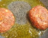 Foto del paso 8 de la receta: Hamburguesa de chorizo con champiñones al ajillo