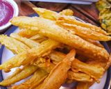 A picture of step 3 of Fries Pakoray.