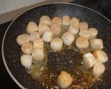 Foto del paso 5 de la receta Arroz cremoso con Coquille St. Jacques (pequeñas vieiras) y caldo de mejillones
