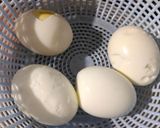 Foto langkah ke 1 dari resep Opor Kuning Ayam dan Telur.