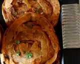 A picture of step 4 of Dal Bukhara With Garlic Lachcha Paratha.