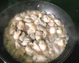 Hình bước làm 2 của món Hàu chiên trứng