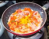 A picture of step 3 of Egg shakshuka.