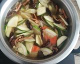 Foto del paso 3 de la receta: Sopa japonesa de miso panceta y verduras