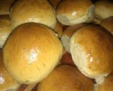 Foto del paso 7 de la receta: Pancitos saborizados (paleta y queso)