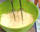Foto langkah ke 5 dari resep BOLU KUKUS PANDAN MEKAR || BOLU KUKUS ANTI GAGAL.