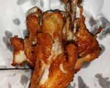 รูปขั้นตอนการทำที่ 4 ของ ไก่ทอดคลุกปาปริก้า | Fried Chicken Drumsticks with Paprika