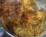 Foto langkah ke 2 dari resep 520. Bekal Sat Set Nasi Kuning Lauk Ayam Krispi #BekalPraktis.