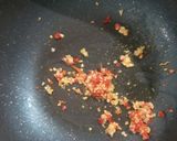 Foto langkah ke 2 dari resep Spicy Garlic Edamame.