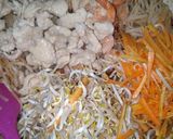 Foto langkah ke 7 dari resep Pad Thai Shrimp n Chicken.