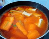 Hình bước làm 4 của món Tokbokki bánh tráng (chay)