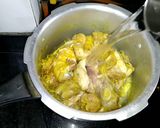 A picture of step 2 of Mutton curry.
