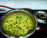 A picture of step 2 of Dal Palak Khichdi.