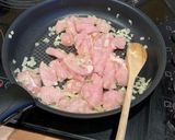 Une image de l'étape 1 de Poulet au boursin.