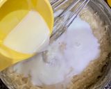 A picture of step 4 of Eggless honey cake.