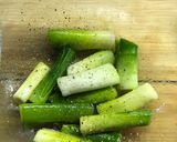 A picture of step 3 of Sumac leeks.